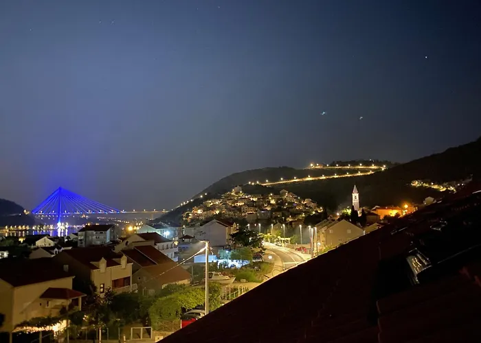 Mirante Apartment