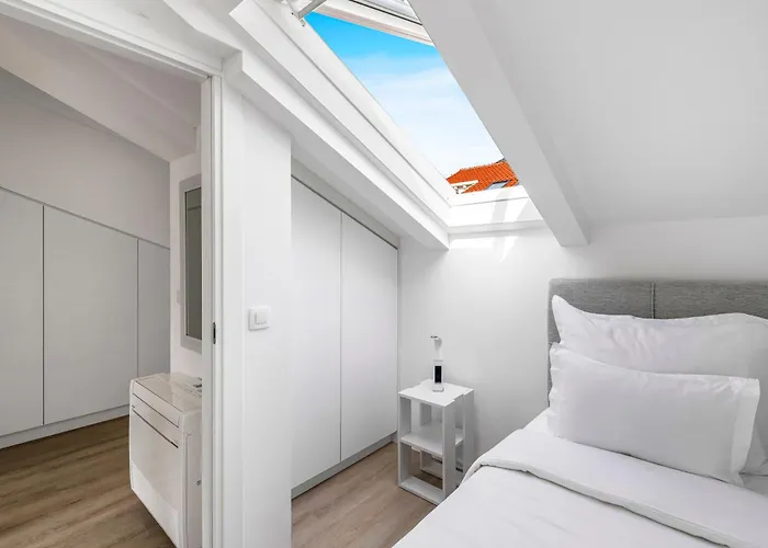 Mirante Apartment *